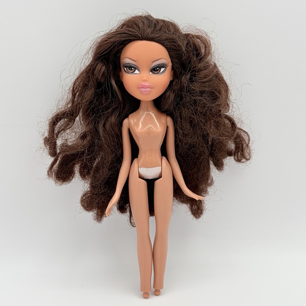 MGA Bratz Cowgirlz Yasmin Doll Nude Only‎ 2009 Curly Hair